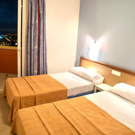 Apartamento Con Estupenda Piscina, Wifi En Tenerife Sur Costa Adeje (Tenerife)